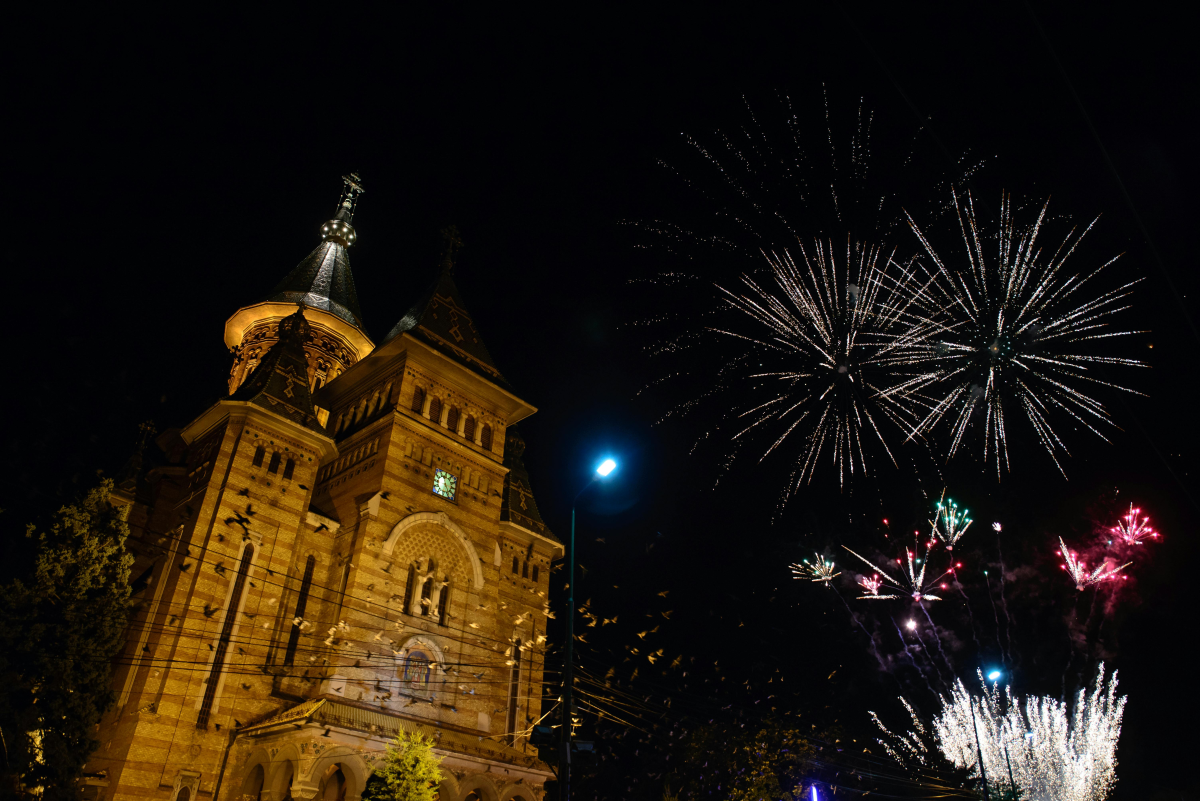 Spectacol artificii profesionale MagicFire — show 69.